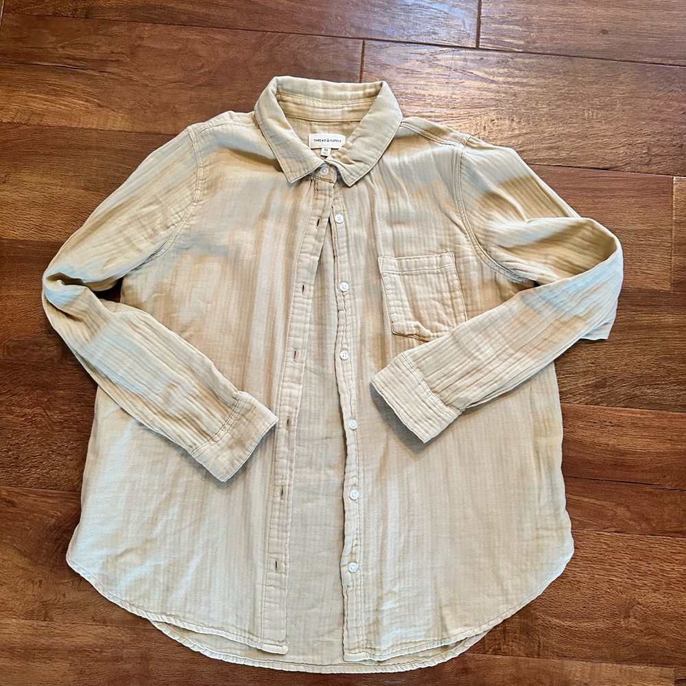 Thread and Supply sz M Shirt